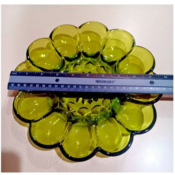 Anchor Hocking Deviled Egg Plate Fairfield Green Glass Round scalloped thick VTG - Picture 7 of 7